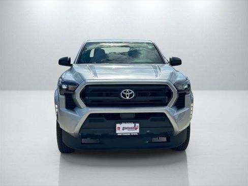 Certified 2025 Toyota Tacoma SR image 2
