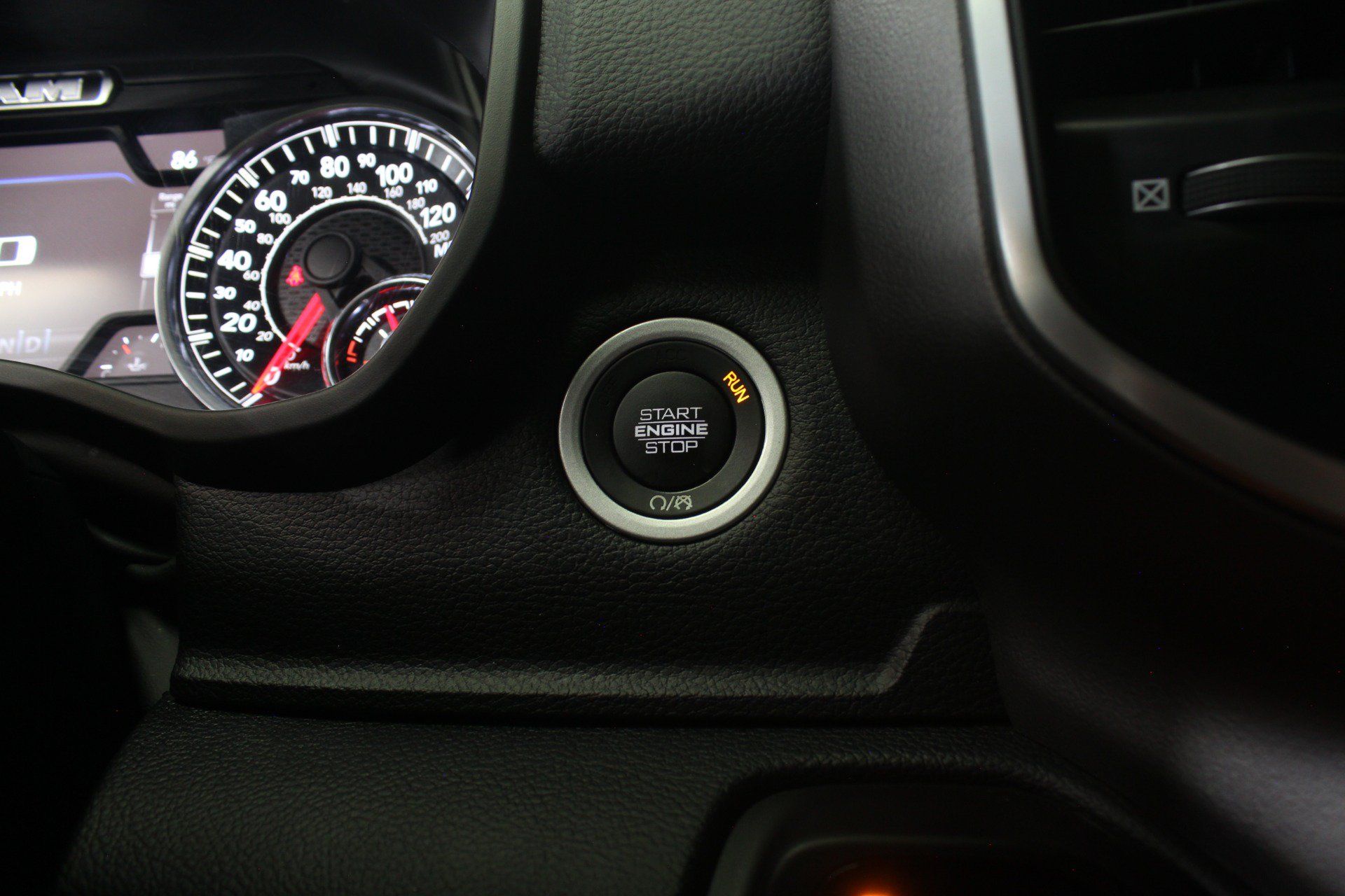 Used 2022 RAM 1500 Big Horn AWD/4WD image 78