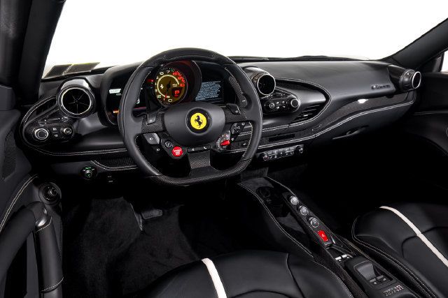 Used 2021 Ferrari F8 Tributo RWD image 5