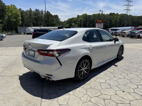 Used 2023 Toyota Camry SE FWD image 13