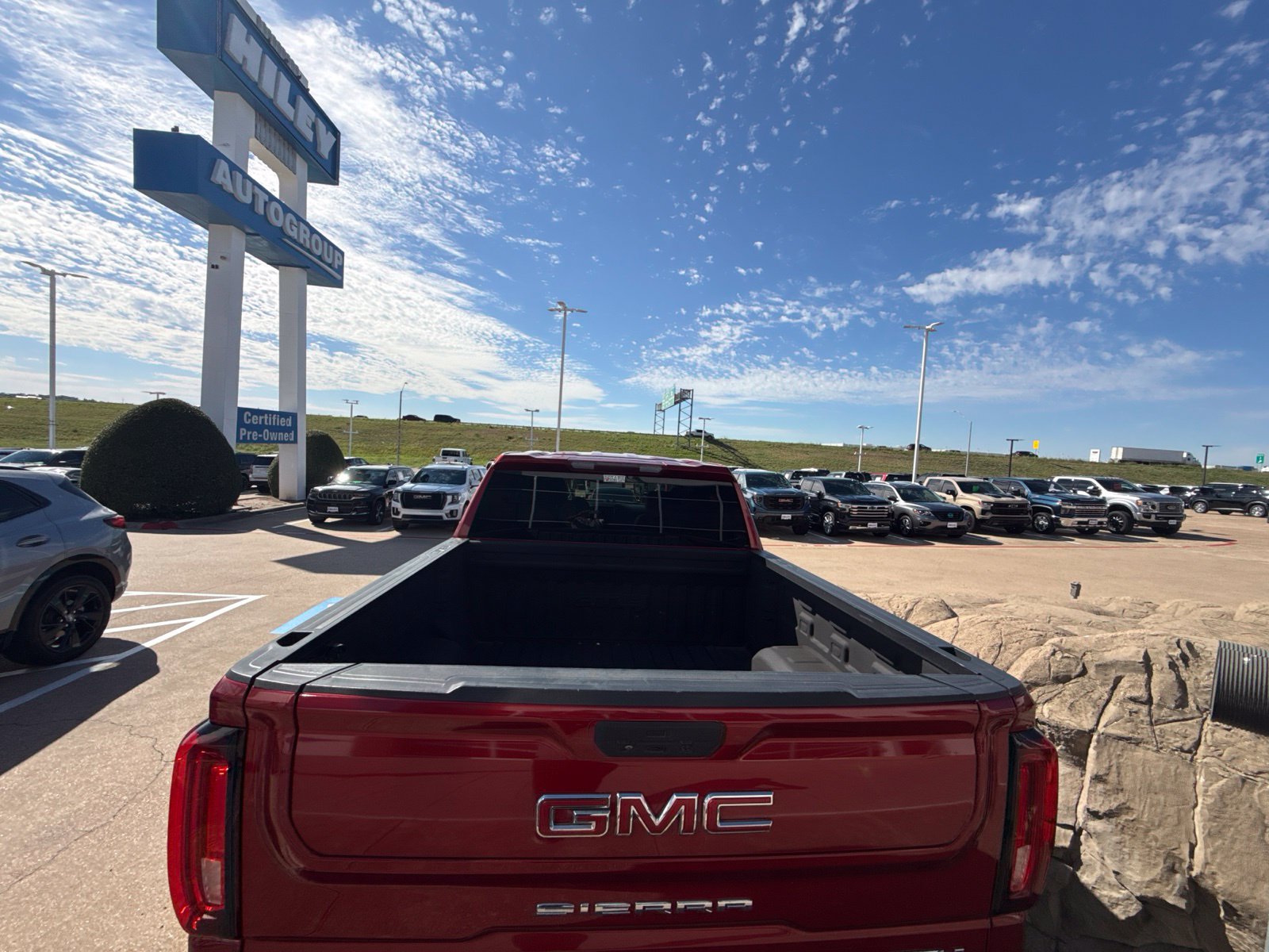 Used 2021 GMC Sierra 1500 AT4 w/ Driver Alert Package I AWD/4WD image 14