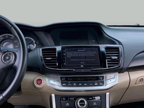 Used 2015 Honda Accord EX-L image 7