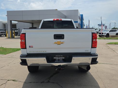 Used 2019 Chevrolet Silverado 2500 LTZ w/ Duramax Plus Package AWD/4WD image 6