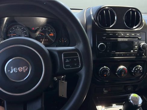 Used 2016 Jeep Compass Sport w/ Power Value Group FWD image 23