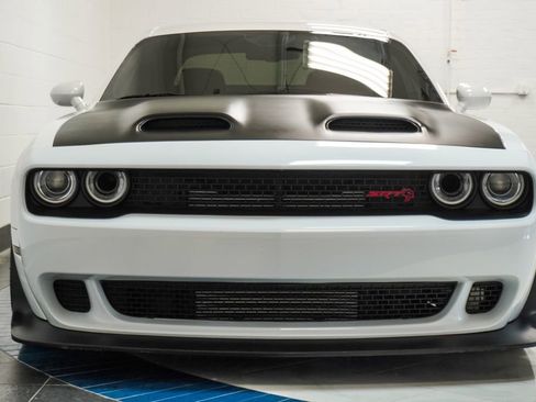 Used 2020 Dodge Challenger SRT Hellcat Redeye image 34