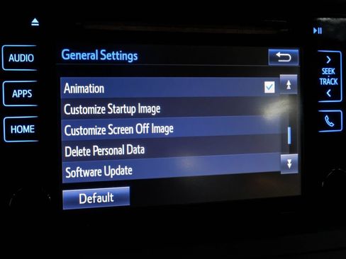 Used 2016 Toyota Sienna XLE w/ XLE Navigation Package FWD image 40