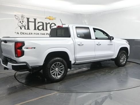 New 2026 Chevrolet Colorado LT w/ LT Convenience Package AWD/4WD image 28