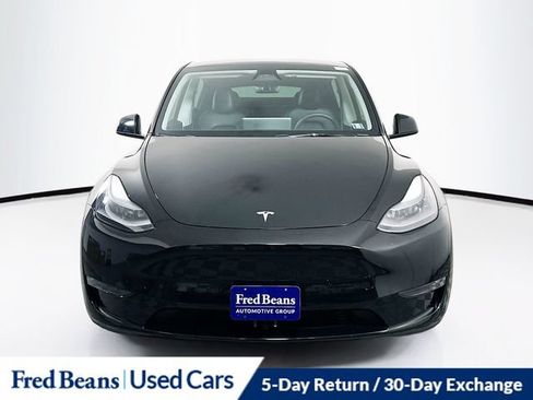 Used 2024 Tesla Model Y Long Range AWD/4WD image 3