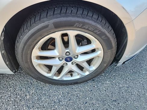 Used 2013 Ford Fusion SE FWD image 40