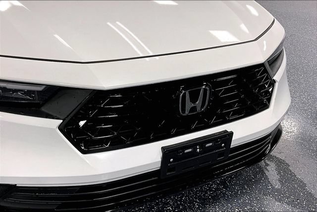 Used 2024 Honda Accord Sport image 29