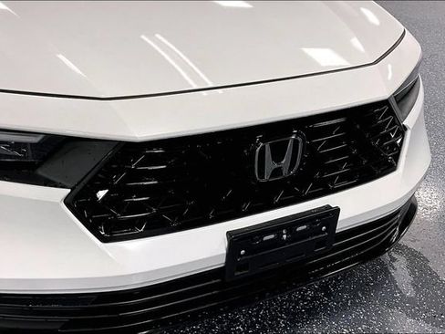 Used 2024 Honda Accord Sport image 29