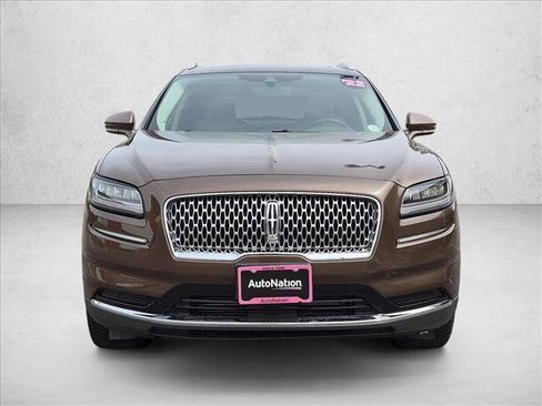 Used 2022 Lincoln Nautilus Reserve w/ Luxury Package AWD/4WD image 2