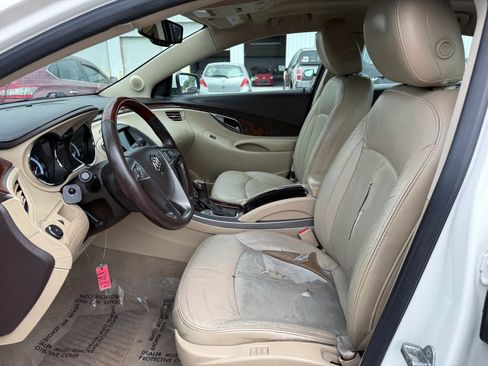 Used 2013 Buick LaCrosse Premium image 2