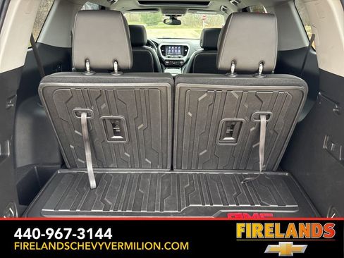 Certified 2023 GMC Acadia SLT w/ Technology Package image 57