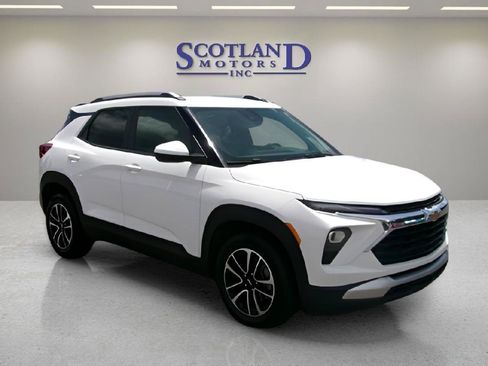 Used 2024 Chevrolet TrailBlazer LT FWD image 4