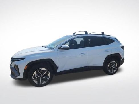 Certified 2025 Hyundai Tucson SEL AWD/4WD image 4