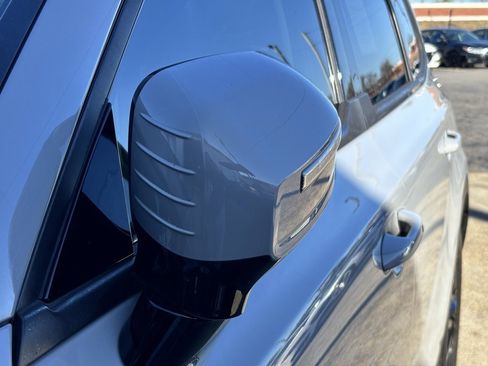 Used 2021 Kia Telluride SX w/ Nightfall Edition Package image 19