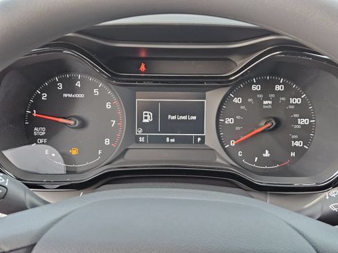 New 2026 Chevrolet Trax LS w/ LS Convenience Package FWD image 17