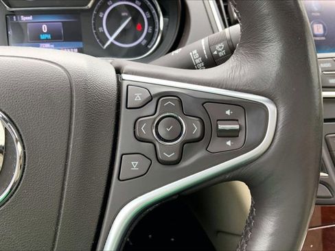 Used 2014 Buick Regal Premium image 19