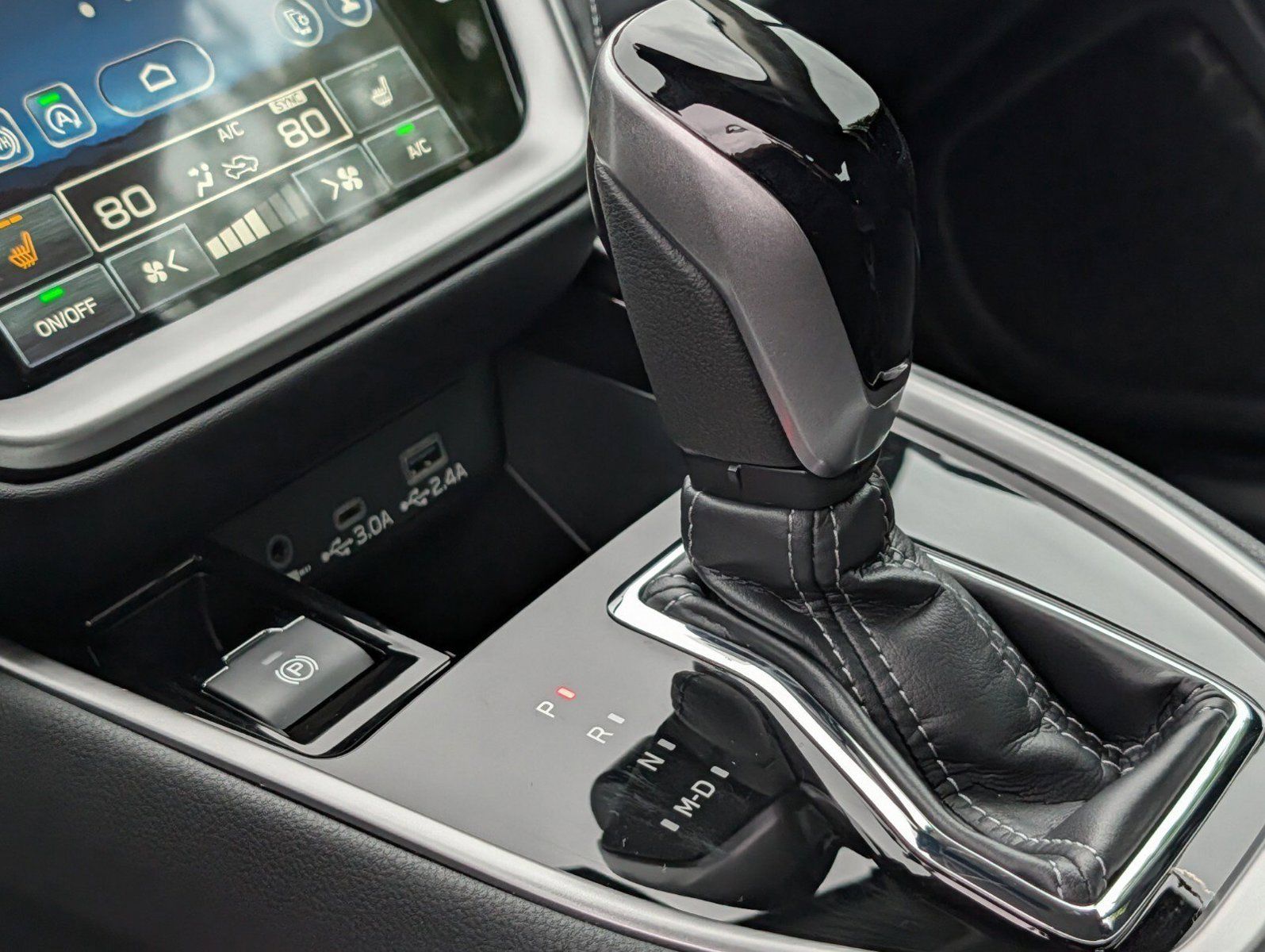 Certified 2025 Subaru Legacy Premium AWD/4WD image 7