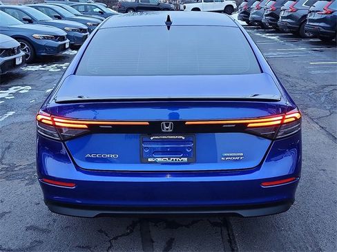 Used 2023 Honda Accord Sport image 5