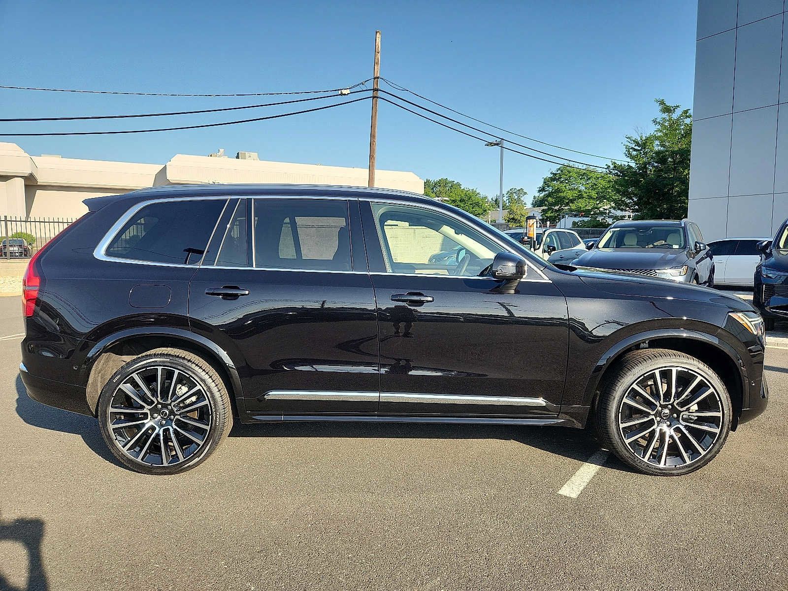 Used 2026 Volvo XC90 B6 Plus w/ Protection Package Premier AWD/4WD image 7
