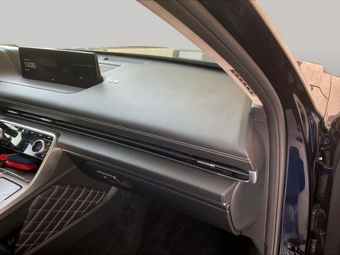 Used 2022 Genesis GV80 3.5T w/ Prestige Package 07 AWD/4WD image 19