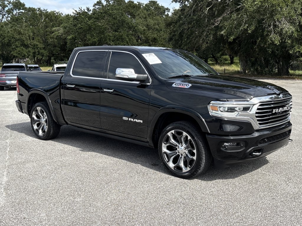 Used 2022 RAM 1500 Limited AWD/4WD image 2