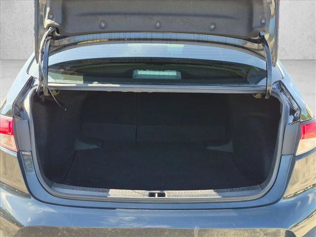 Used 2021 Toyota Corolla LE FWD image 7