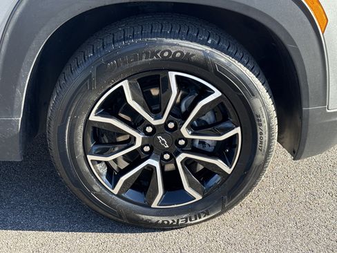 Certified 2024 Chevrolet TrailBlazer ACTIV w/ Convenience Package image 13