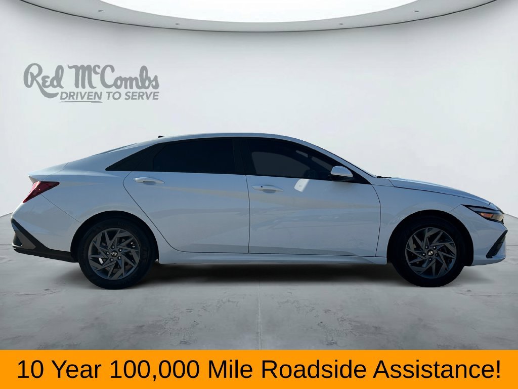 Used 2024 Hyundai Elantra SEL FWD image 4
