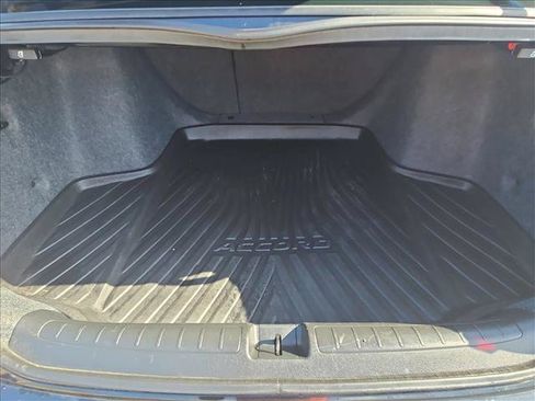Used 2019 Honda Accord EX image 6