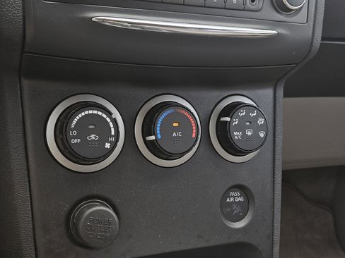 Used 2014 Nissan Rogue S w/ Convenience Package image 20