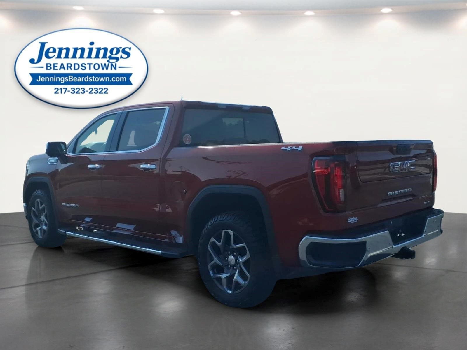 Used 2022 GMC Sierra 1500 SLT w/ SLT Premium Plus Package AWD/4WD image 3