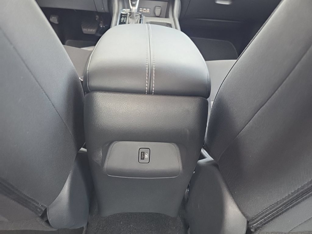 Used 2025 Nissan Sentra SV w/ Trunk Package FWD image 12