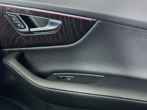 Used 2023 Audi Q7 3.0T Premium Plus image 17