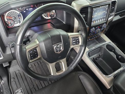 Used 2017 RAM 1500 Laramie w/ Convenience Group image 4