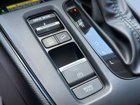 Used 2023 Honda CR-V EX-L image 32