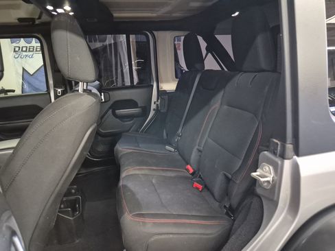 Used 2021 Jeep Wrangler Unlimited Rubicon AWD/4WD image 13