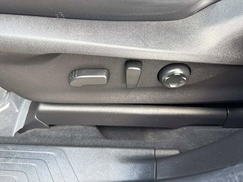 Certified 2025 Subaru Ascent Bronze Edition w/ Popular Package #2 image 26