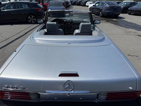 Used 1988 Mercedes-Benz 560 SL image 7