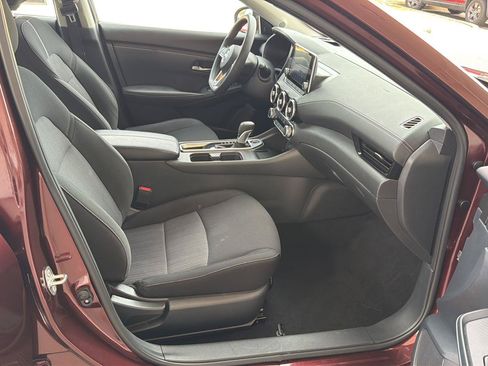 Used 2025 Nissan Sentra SV FWD image 13