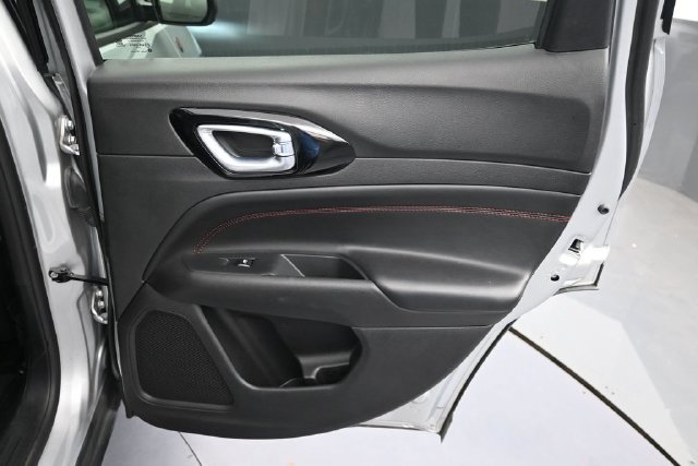 Used 2025 Jeep Compass Trailhawk AWD/4WD image 26