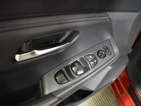 Certified 2024 Nissan Sentra SV FWD image 8
