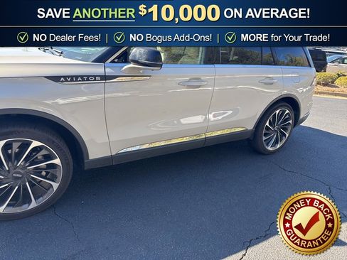 Used 2021 Lincoln Aviator Reserve w/ Equipment Group 202A image 22