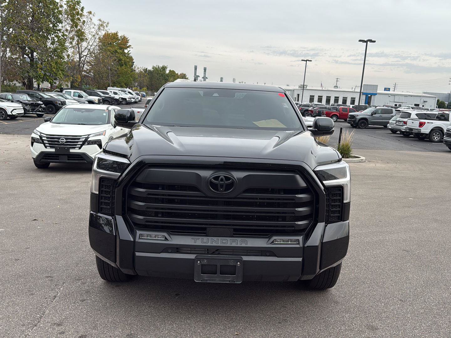 Used 2024 Toyota Tundra SR5 w/ SR5 Convenience Package AWD/4WD image 8