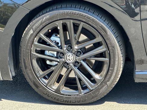 Used 2025 Toyota Camry SE FWD image 31