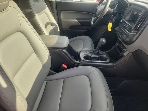 Used 2019 Chevrolet Colorado W/T w/ Custom Special Edition image 22