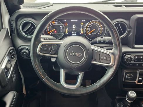 Used 2020 Jeep Wrangler Unlimited Sahara w/ Uconnect 4C Nav & Sound Group AWD/4WD image 19