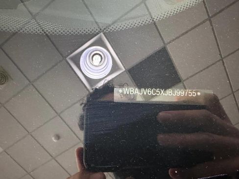 Used 2018 BMW 640i Gran Turismo xDrive image 40